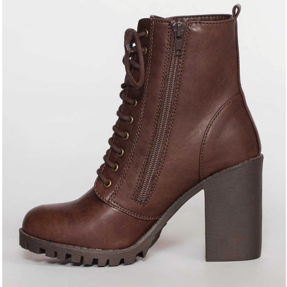 Brown lace up combat boot/Moto boots - Picture 7 of 7